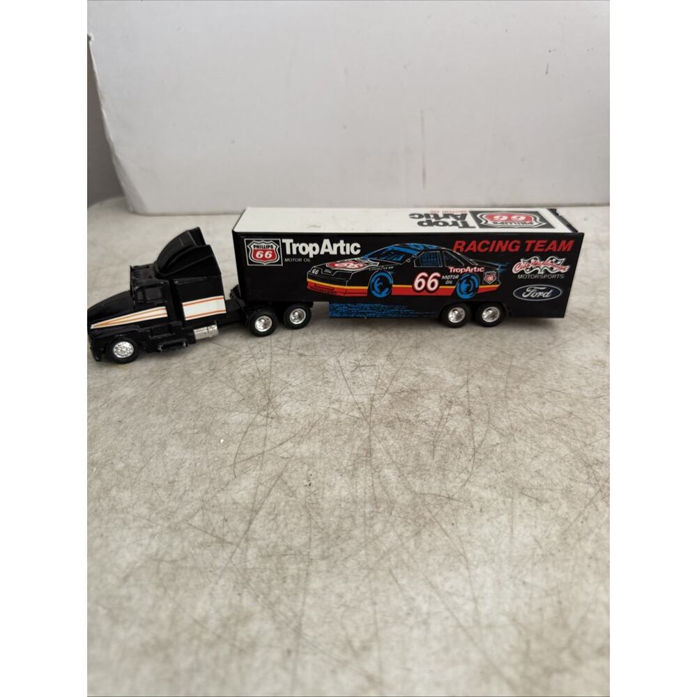 Racing Champions 1992 Philips 66 Trop Artic Motor Oil Team Racing Transport Semi